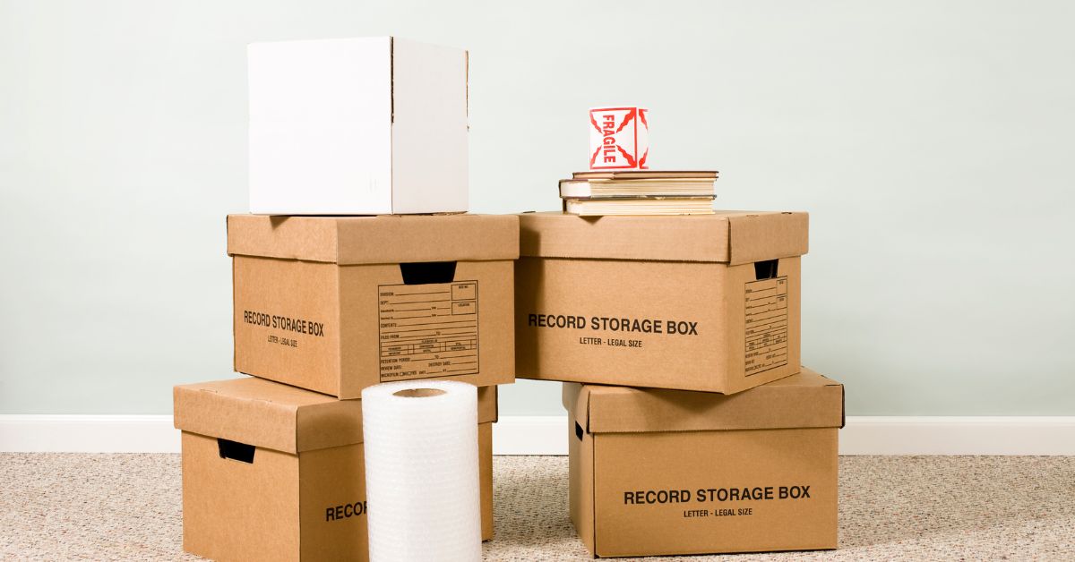 storage materials including cardboard boxes and bubble wrap - 247 Self Storage 24/7 Storage